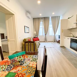Le Casette Di Piazza Borsa Apartament